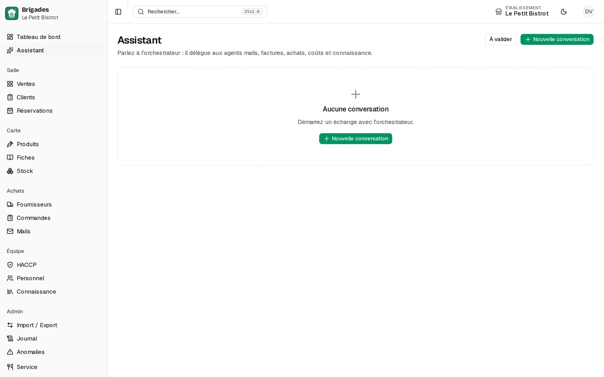 Assistant IA : conversation et actions proposées à valider